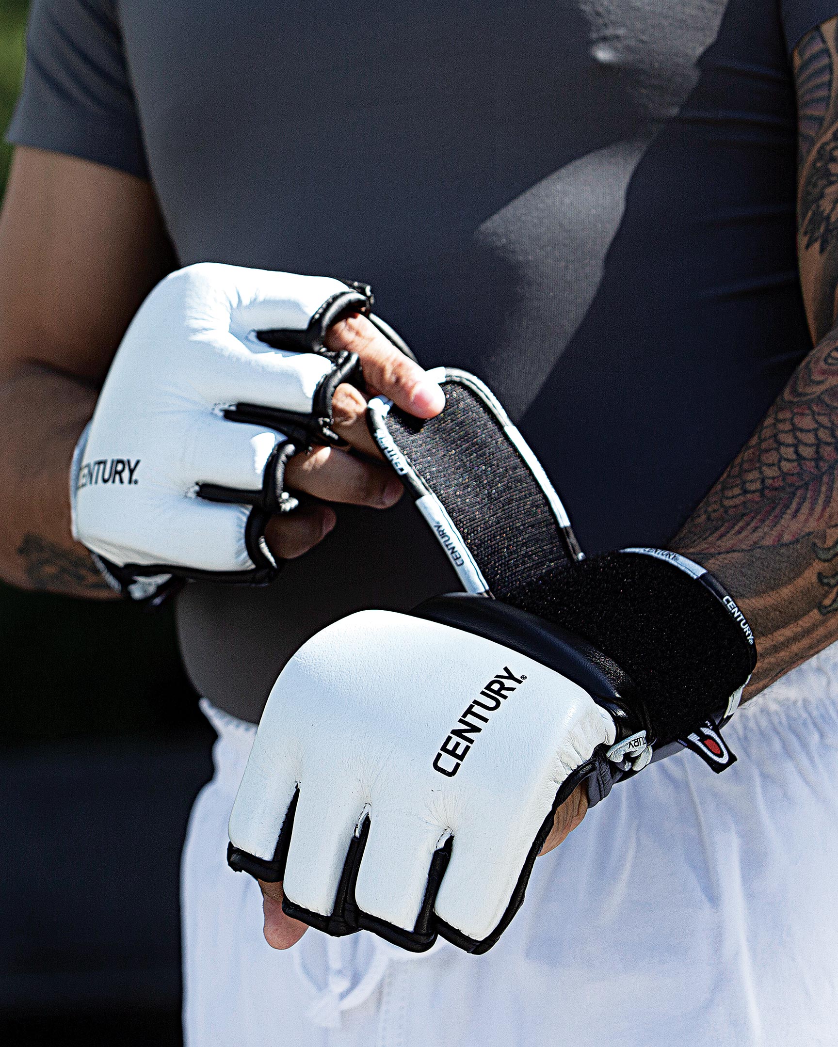 Creed Training Gloves - Image 3